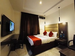 Boston Hill Resort & Hotel Ltd