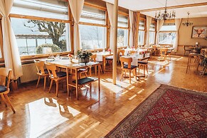 Boutique Hotel Alpina (Adults only)