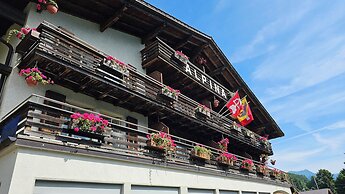 Boutique Hotel Alpina (Adults only)