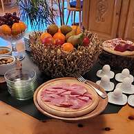 Boutique Hotel Alpina (Adults only)