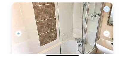 Stunning River View 2 Bedroom Caravan With Decking