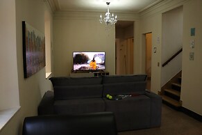 Nuh Hostel - Lourdes