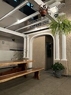 Nuh Hostel - Lourdes