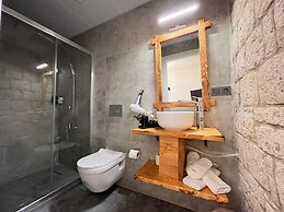 Armi Alaçatı +13 Adult Only