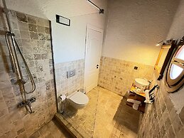 Armi Alaçatı +13 Adult Only