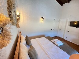 Armi Alaçatı +13 Adult Only