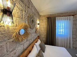 Armi Alaçatı +13 Adult Only