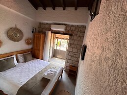 Armi Alaçatı +13 Adult Only