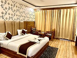 High Sky Resort - Best Luxury Hotel in Dharamkot