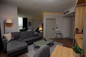 BRAND BUSINESS SUITS