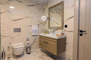 BRAND BUSINESS SUITS