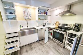 Ninth Street Retreat