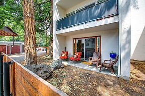 Ninth Street Retreat