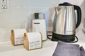 Ninth Street Retreat