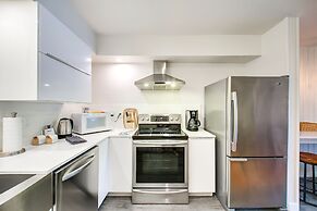 Ninth Street Retreat