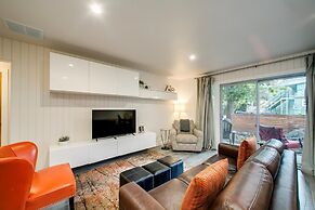 Ninth Street Retreat