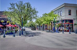 Ninth Street Retreat