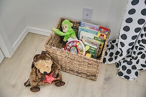 Sunset Park Sweetheart