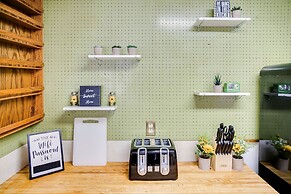 Eagle Rock Base Camp