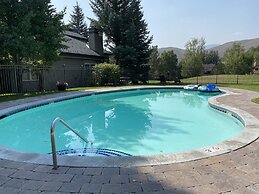 Teleidoscope Retreat