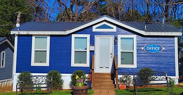 Long Cove Resort & Marina