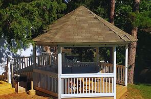 Long Cove Resort & Marina