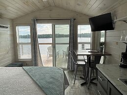 Long Cove Resort & Marina