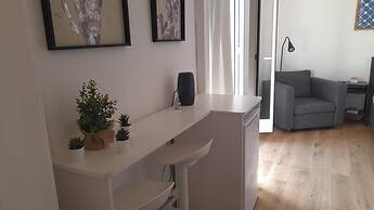 Circe Studio Sea View