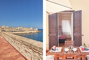 Circe Studio Sea View