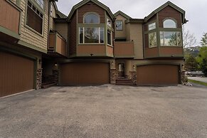 Rasor Court #24 by Summit County Mountain Retreats