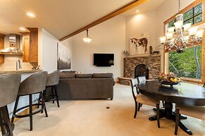 Rasor Court #24 by Summit County Mountain Retreats