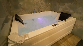 Sensoria Naxos Suites