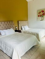 Hotel Hacienda Villa Victoria