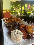 Hotel Hacienda Villa Victoria