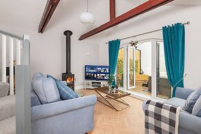 Beautiful 2-bed Cottage in Brampton