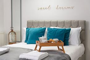 Beautiful 2-bed Cottage in Brampton