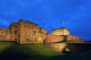 Beautiful 2-bed Cottage in Brampton