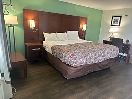 Hillcrest Motel By OYO Aurora IN Near Lawrenceburg