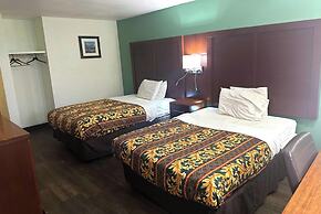 Hillcrest Motel By OYO Aurora IN Near Lawrenceburg