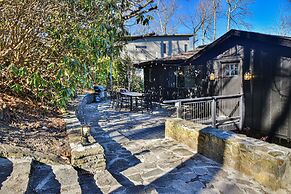 La Maison Mirch - Luxe Design Retreat