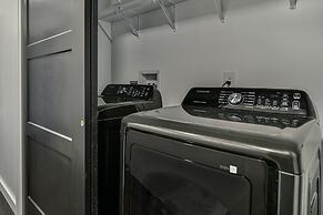 La Maison Mirch - Luxe Design Retreat