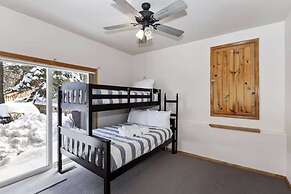 Zen Den by Avantstay Entertainers Home in Ideal Big Bear Location w/ H