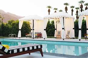 Hotel El Cid by Avantstay 16 OCC Full Hotel Buyout in Palm Springs w/ 
