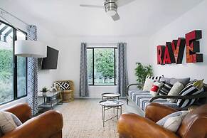 Hotel El Cid by Avantstay 16 OCC Full Hotel Buyout in Palm Springs w/ 