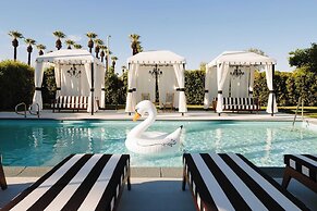 Hotel El Cid by Avantstay 16 OCC Full Hotel Buyout in Palm Springs w/ 