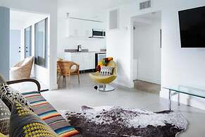 Hotel El Cid by Avantstay 16 OCC Full Hotel Buyout in Palm Springs w/ 