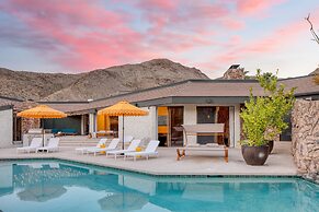 El Reino by Avantstay Spectacular Estate w/ Pool & Tennis Court!