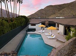 El Reino by Avantstay Spectacular Estate w/ Pool & Tennis Court!