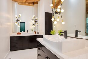 El Reino by Avantstay Spectacular Estate w/ Pool & Tennis Court!