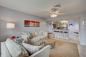 103 D Port O Call by Avantstay Close to Beach Community Pool